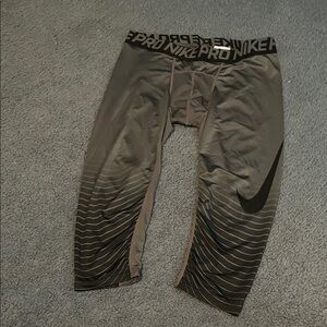 Nike Men's Gray and Black Pro Joggers